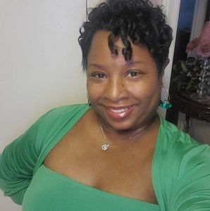 Meet your Posher, Paula